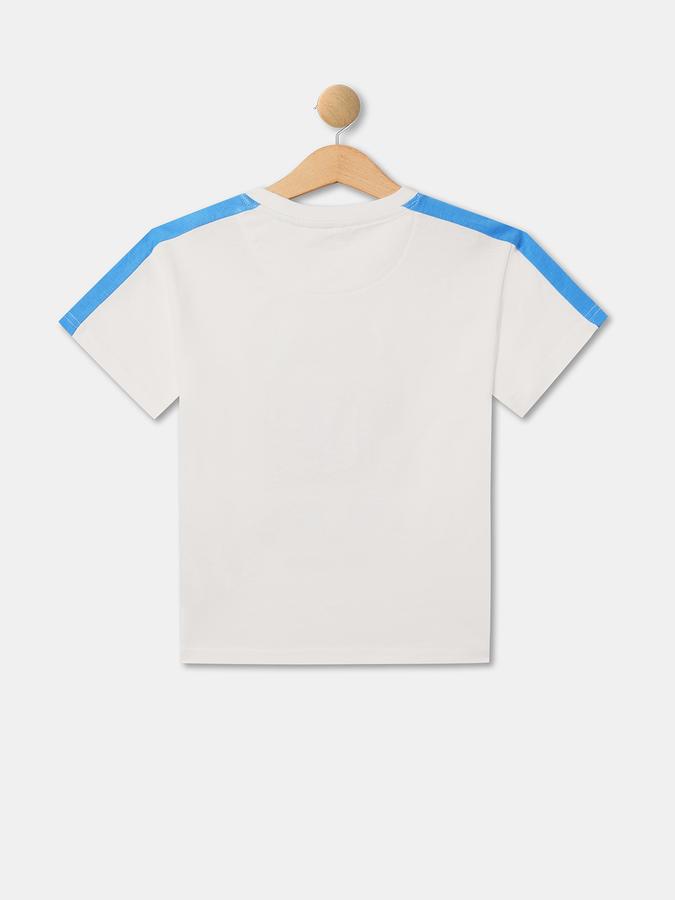 Boys Typographic Print Regular Fit T-Shirt image number 1