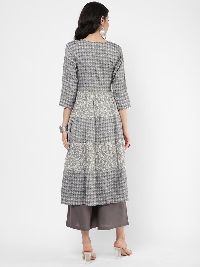 R&B Blue Women Kurtas image number 2
