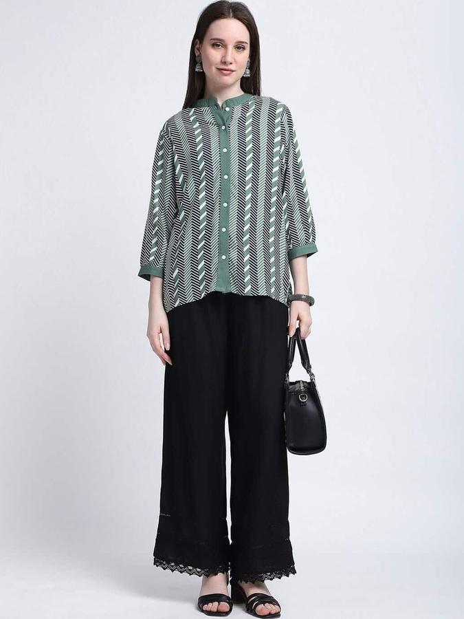 R&B Women Black Solid Relaxed Fit Pants