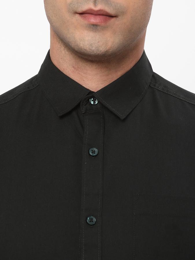 Men Casual Shirts image number 3