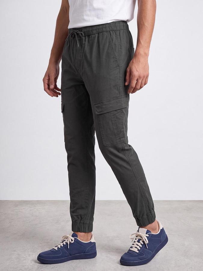 R&B Men Grey Mid Rise Regular Fit Cargos