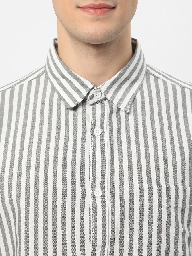 Men Striped Regular Fit Shirt image number 3