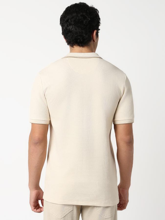 Self Design Men Peter Pan Collar T-Shirt image number 3