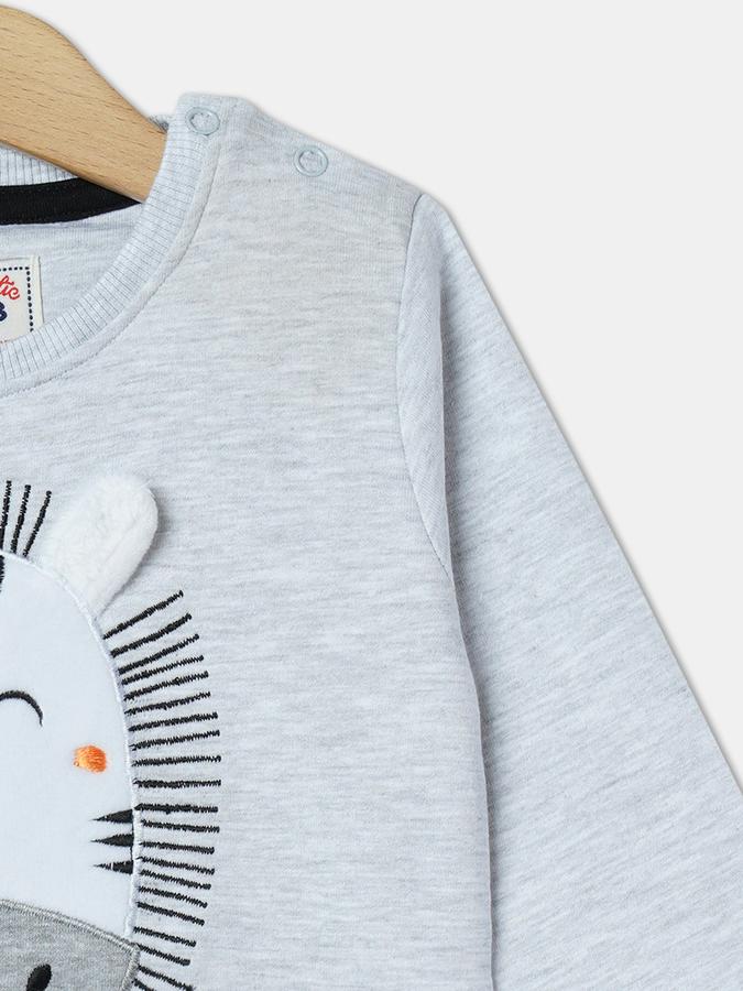 Boys Solid Sweatshirt image number 2