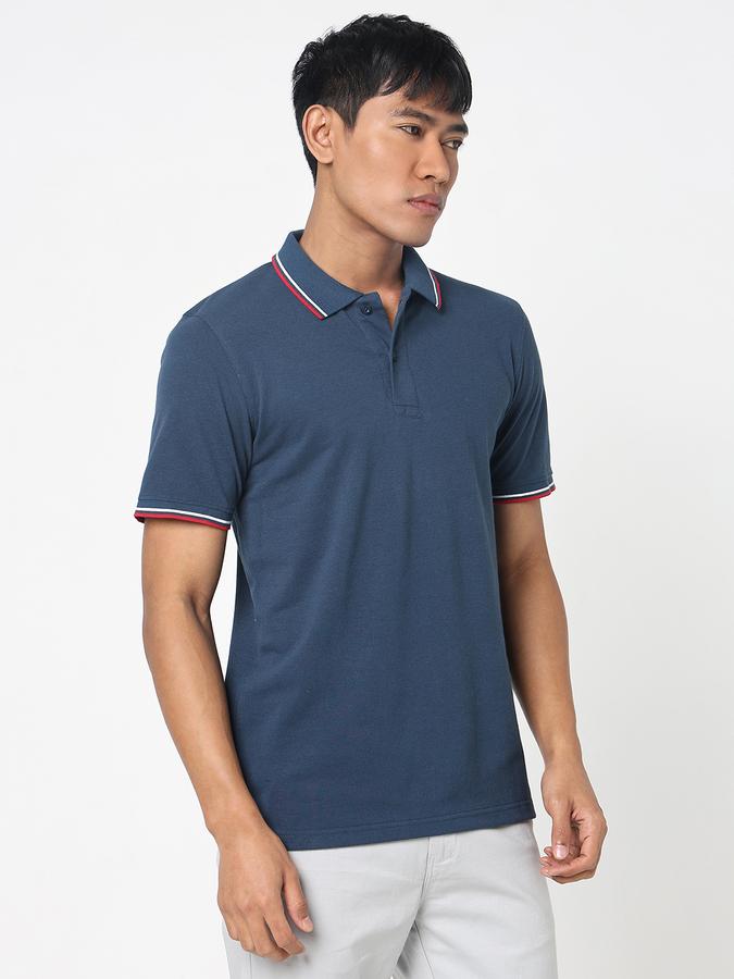 Solid Men Peter Pan Collar T-Shirt image number 3