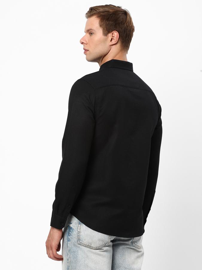 Men Cutaway Collar Shirt image number 2