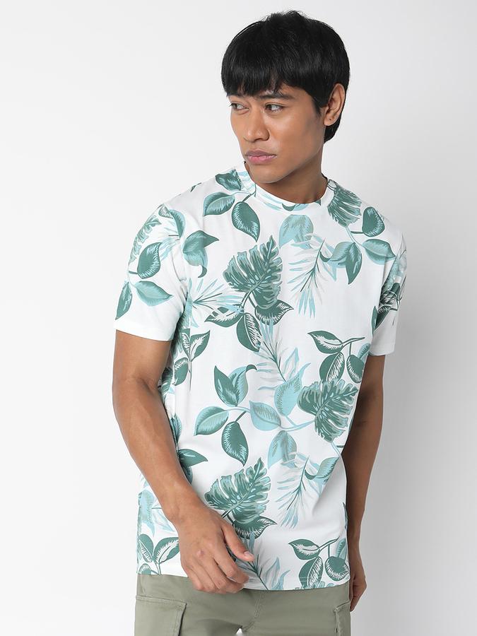 Men Leaf Print Round-Neck T-Shirt image number 0