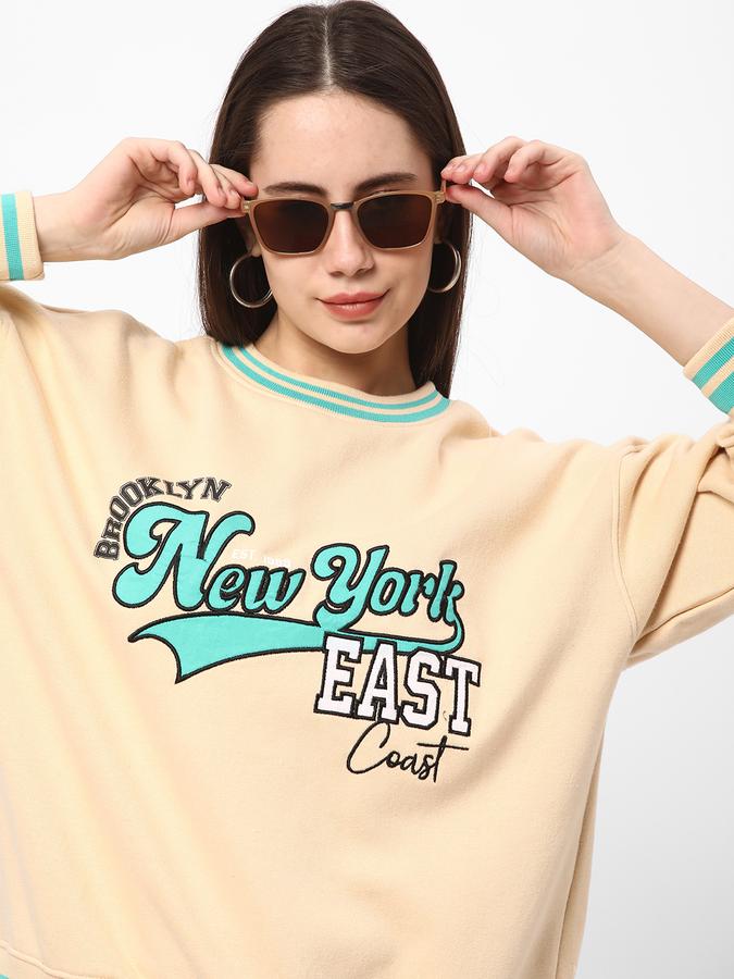 Women Regular Fit Graphic Print Sweatshirt image number 0