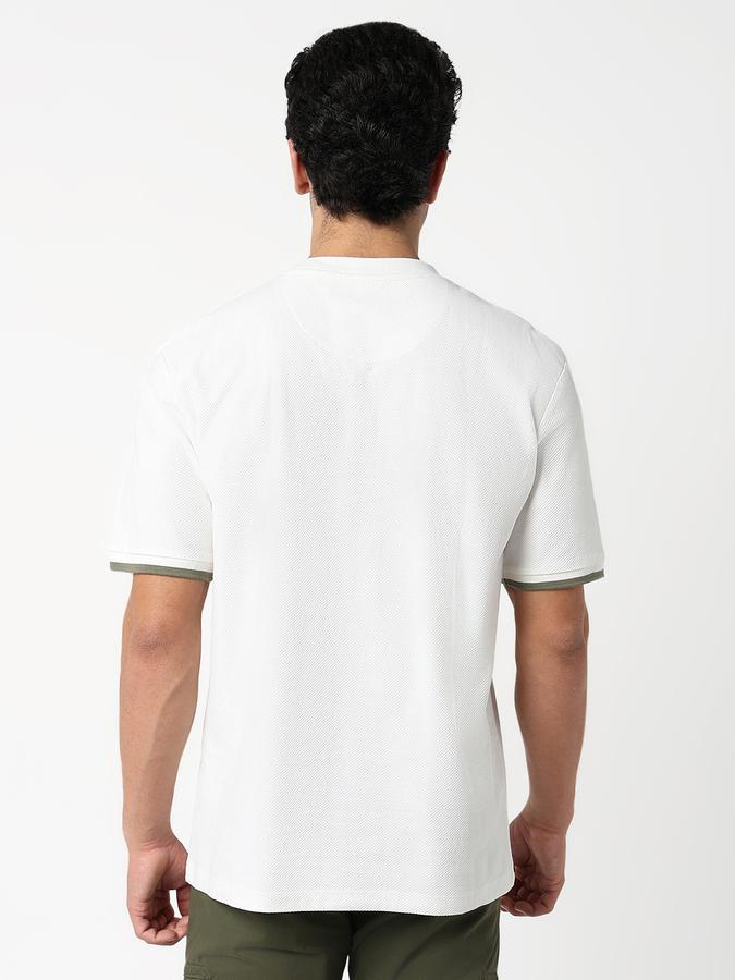 Self Design Men Round Neck T-Shirt  image number 3