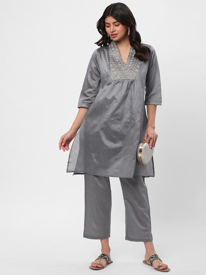 Women Polyester Blend Embroidered Kurta And Pants Set