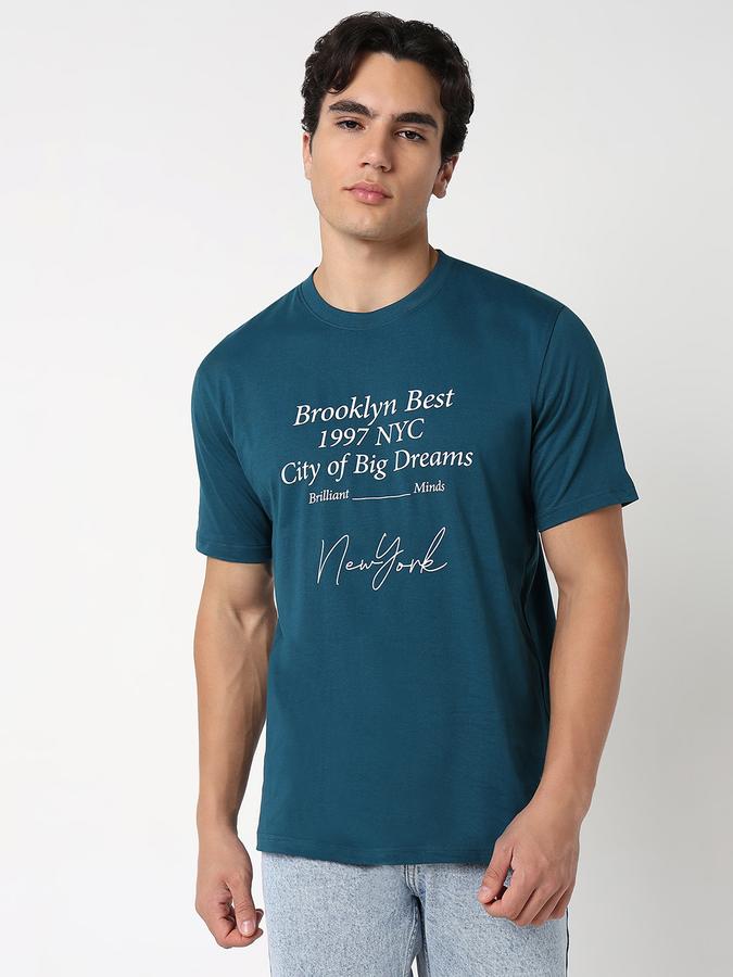 Solid Men Round Neck T-Shirt image number 0
