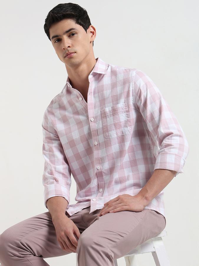 Men Checked Regular Fit Shirt with Patch Pocket