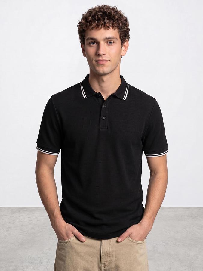 R&B Men Black Textured Short Sleeves Polo Collar T-Shirt