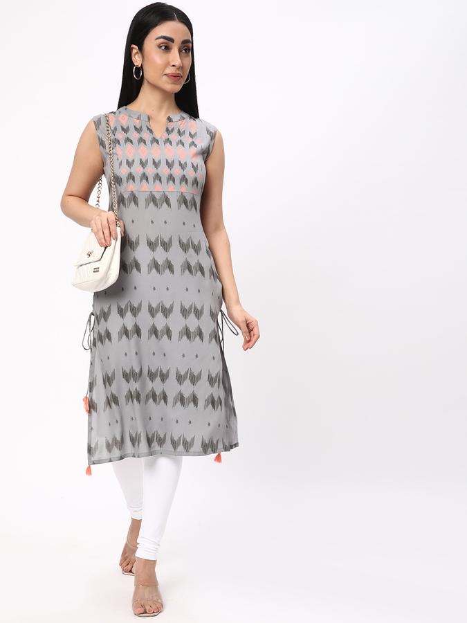 R&B Women Grey Kurtas image number 1