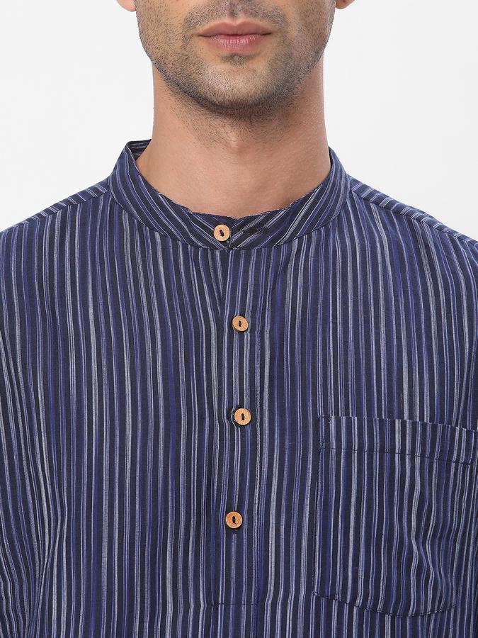 R&B Men Blue Casual Shirts image number 3