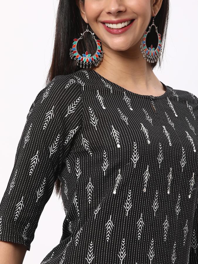 R&B Women Black Kurtas