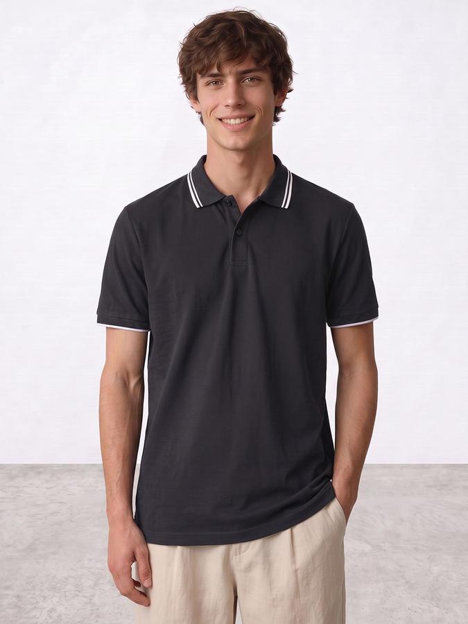 R&B Men Dark Grey Textured Short Sleeves Polo Collar T-Shirt