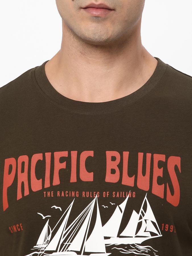 Men Typographic Print Regular Fit T-Shirt image number 3