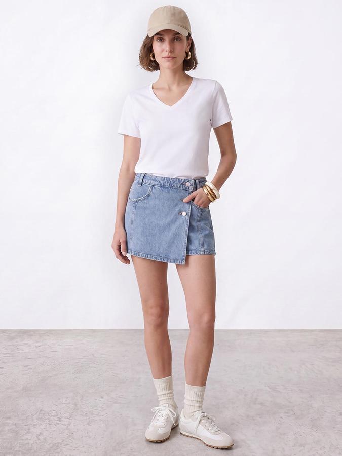 R&B Women White Short Sleeve V Neck Solid T-Shirt