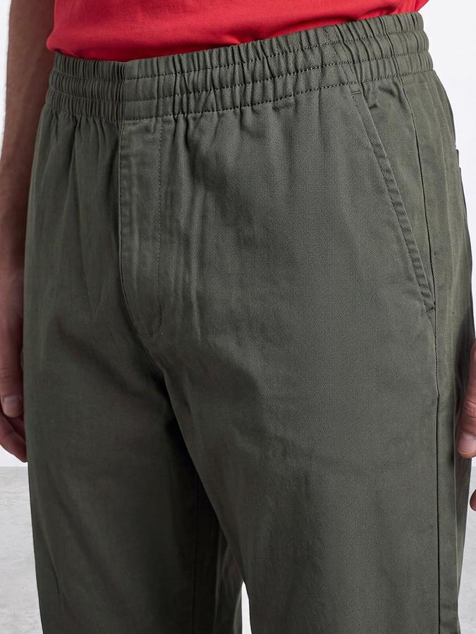R&B Men Olive Mid Rise Regular Fit Regular Trousers