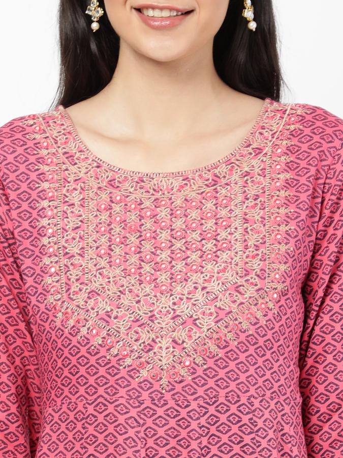 R&B Pink Women Kurtas image number 3