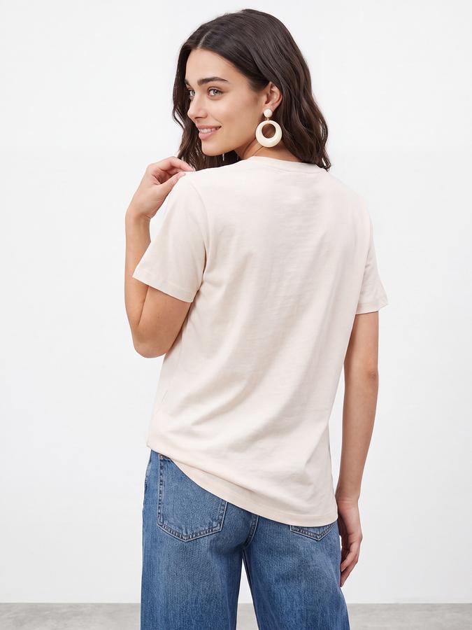 R&B Women Off White Teddy Printed Short Sleeves Tshirt