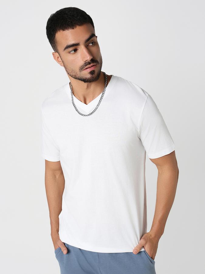 Solid Men Round Neck T-Shirt