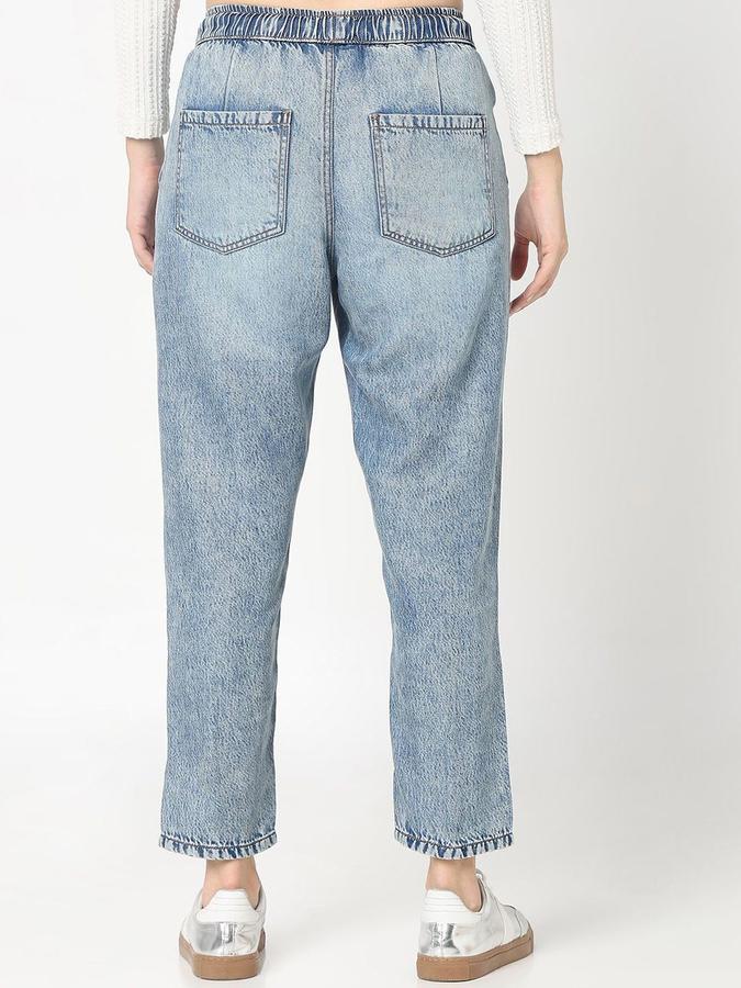 R&B Women Mid Blue Relaxed Fit Mid-Rise Jeans