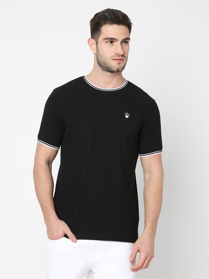 Men Regular Fit Crew-Neck T-Shirt image number 0