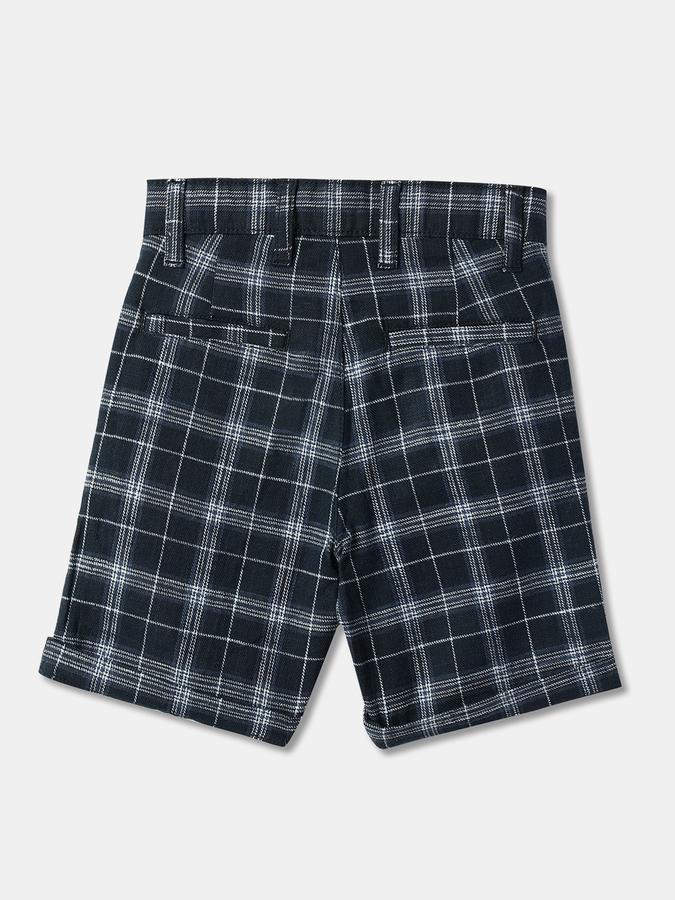 Boys Checkered Regular Fit Shorts image number 1
