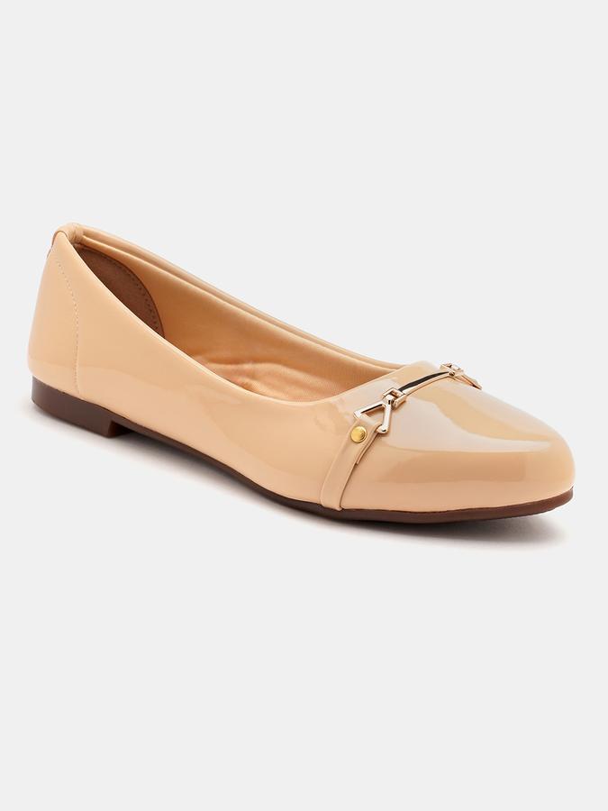 Women Slip-On Shoes image number 2