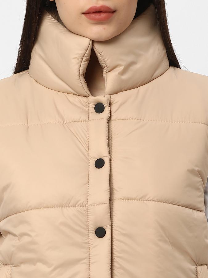 R&B Basic Sleeveless Puffer Jacket image number 3