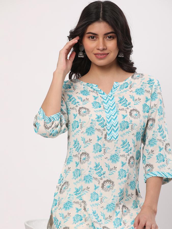 Women Cotton Regular Fit V Neck Printed Kurta