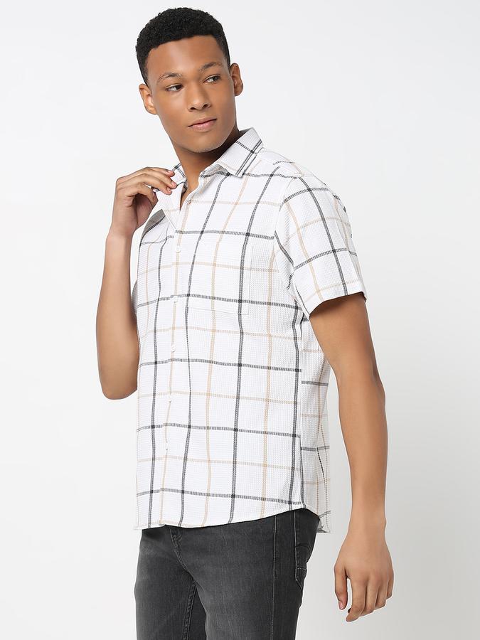 Men Striped Casual Shirt image number 2