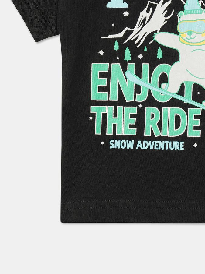 Boys Graphic Print Round-Neck T-Shirt image number 3