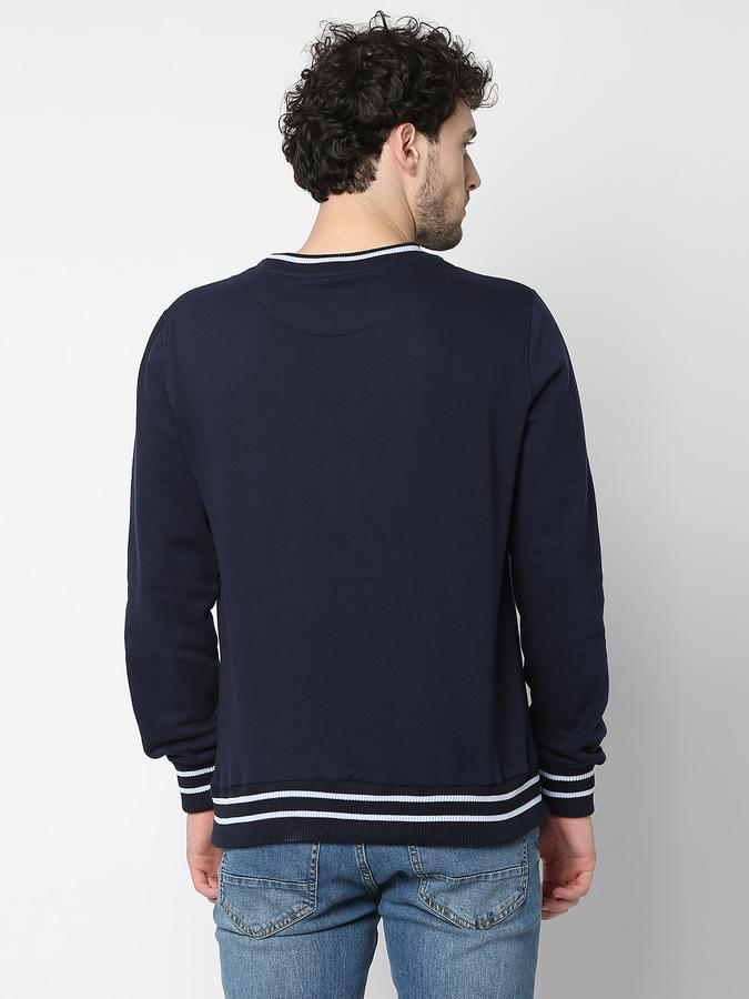 Men Regular Fit Crew-Neck Sweatshirt  image number 3