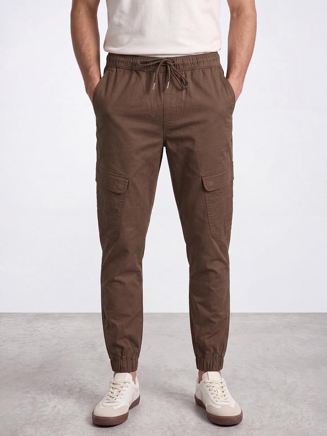 R&B Men Coffee Brown Mid Rise Regular Fit Cargos