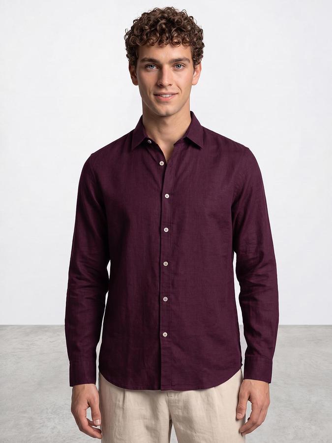R&B Men Burgandy Solid Long Sleeves Regular Fit Shirt