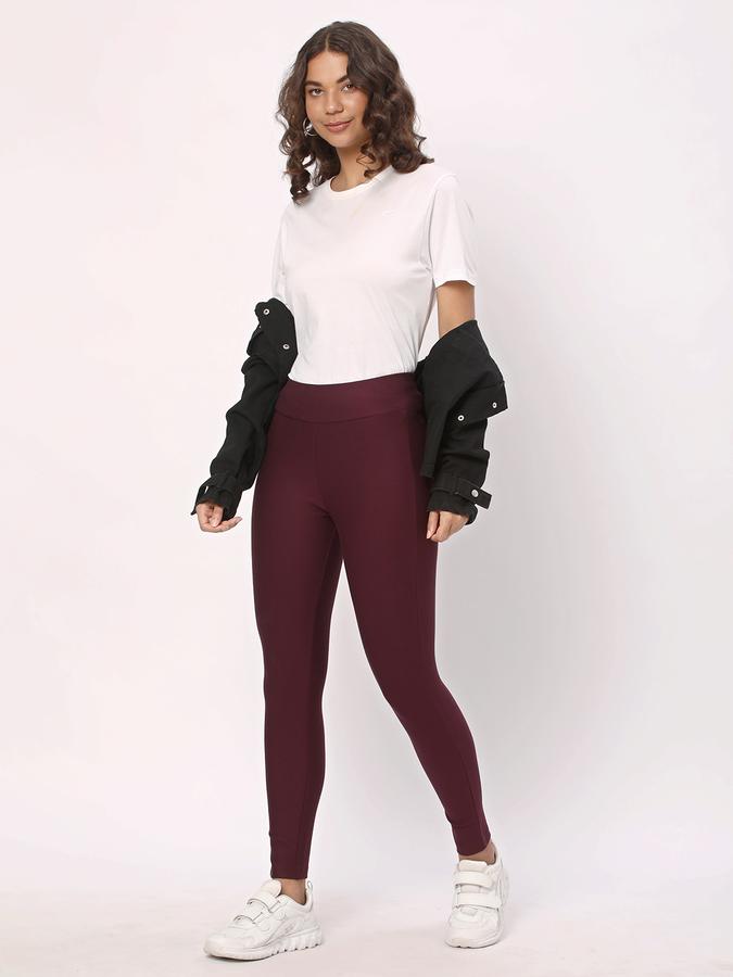 R&B Women Red Pants & Trousers image number 1
