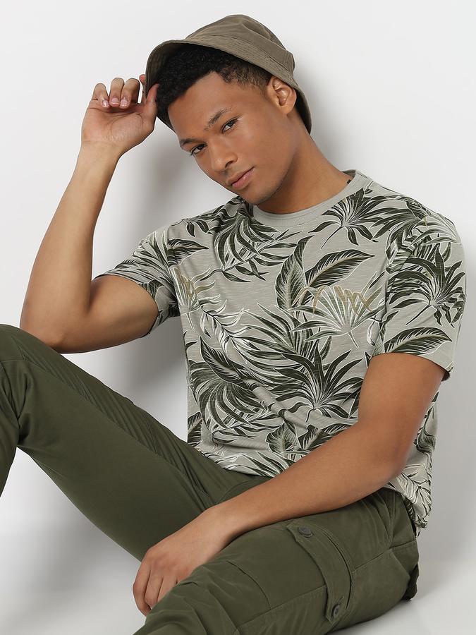 Men T-Shirt with Round Neck data-index=