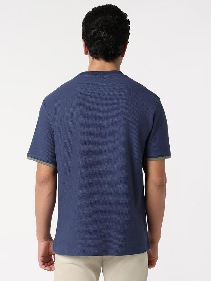 Self Design Men Round Neck T-Shirt  image number 3