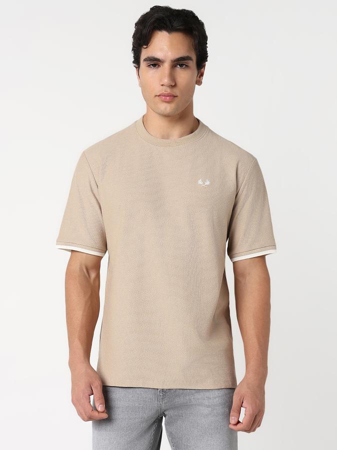 Self Design Men Round Neck T-Shirt image number 0