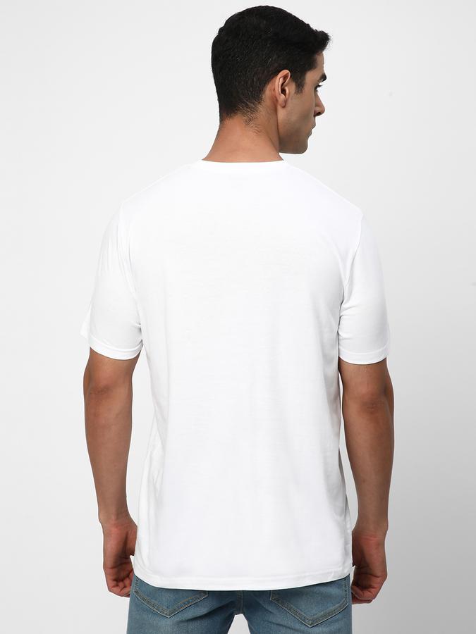R&B Men's Solid V-Neck T-Shirt image number 2