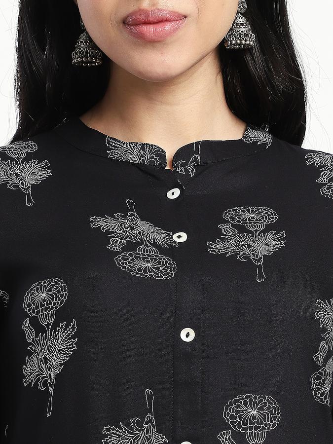 Women Viscose Regular Fit Mandarin Collar Printed Kurta