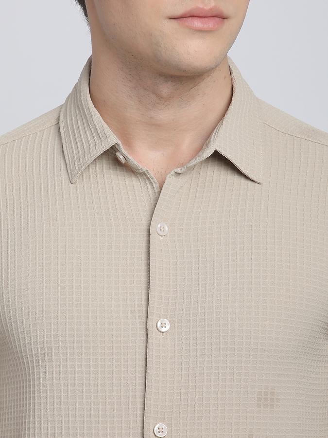 Men Self Design Casual Shirt image number 3
