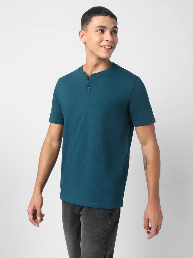 Men Regular Fit Henley T-Shirt with Short Sleeves image number 1