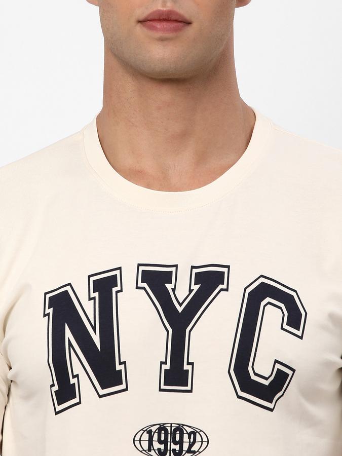 Men Printed Regular Fit Crew-Neck T-Shirt image number 3