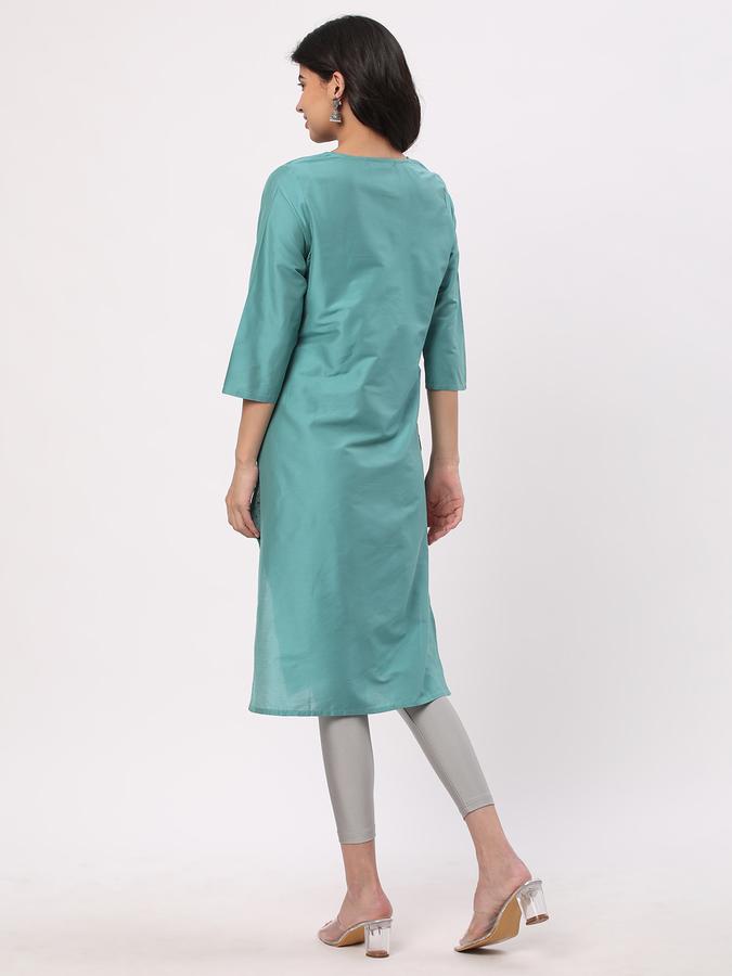 Women Poly Blend Regular Fit Round Neck Printed Kurta