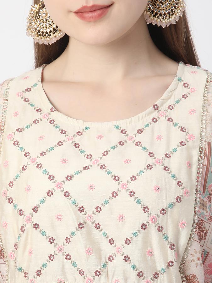 Women Printed Flared Kurta image number 3