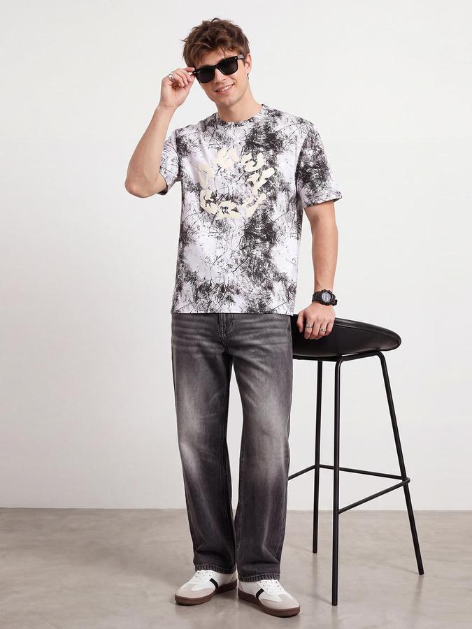 R&B Men Black & White Abstract Printed Pure Cotton Short Sleeves Tshirt